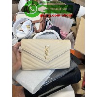 qiqiyg.com  Whatsapp...