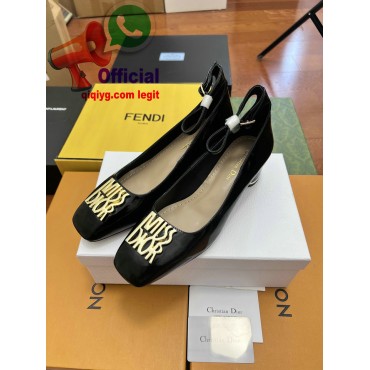 qiqiyg.com  Whatsapp:+8619859551206 Fornecedor legítimo da China para vestuário e acessórios por grosso QIQI034