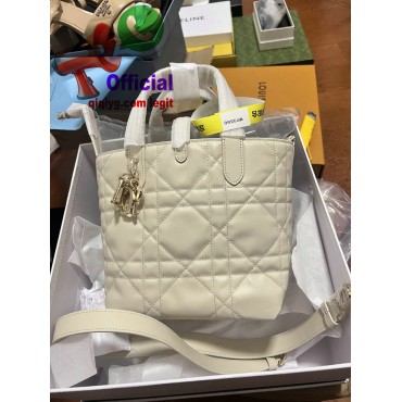 qiqiyg.com  Whatsapp:+8619859551206 Fornecedor legítimo da China para vestuário e acessórios por grosso QIQI048