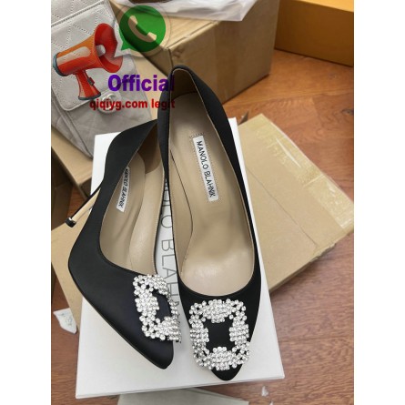 qiqiyg.com  Whatsapp...