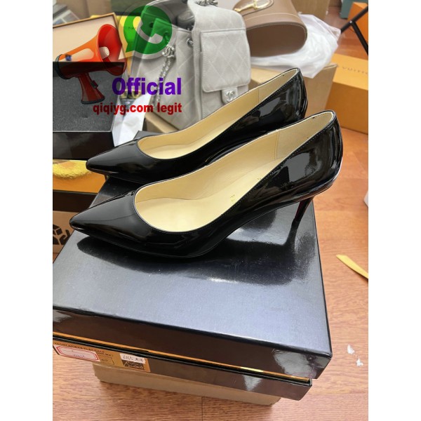 qiqiyg.com  Whatsapp:+8619859551206 Fornecedor legítimo da China para vestuário e acessórios por grosso QIQI096