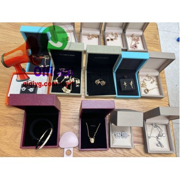 qiqiyg.com  Whatsapp:+8619859551206 Fornecedor legítimo da China para vestuário e acessórios por grosso QIQI186