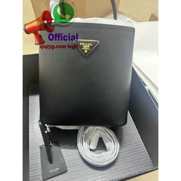 qiqiyg.com  Whatsapp:+8619859551206 Fornecedor legítimo da China para vestuário e acessórios por grosso QIQI208