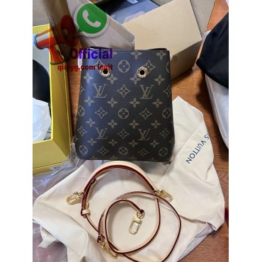 qiqiyg.com  Whatsapp:+8619859551206 Fornecedor legítimo da China para vestuário e acessórios por grosso QIQI230