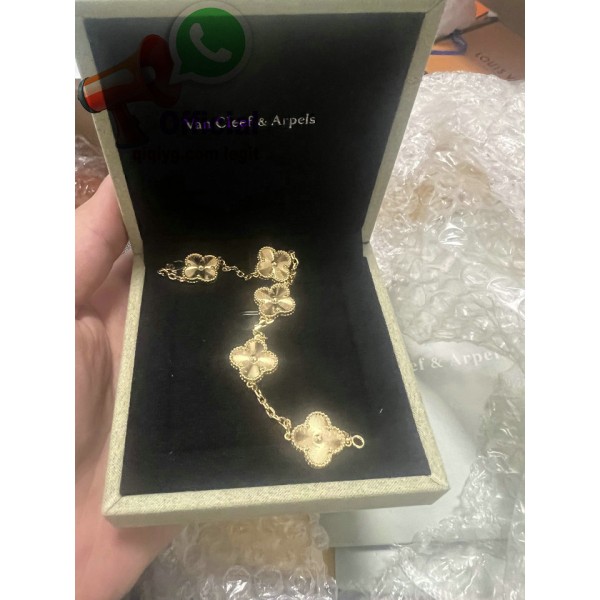 qiqiyg.com  Whatsapp:+8619859551206 Fornecedor legítimo da China para vestuário e acessórios por grosso QIQI312