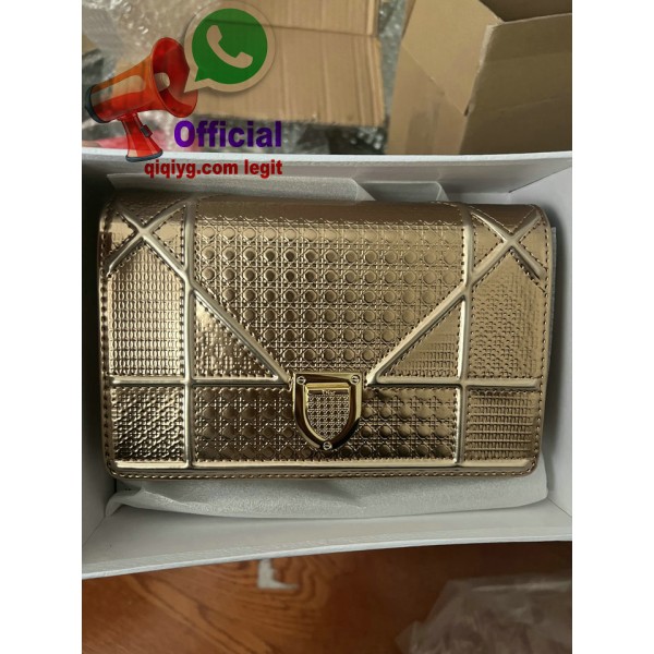 qiqiyg.com  Whatsapp:+8619859551206 Fornecedor legítimo da China para vestuário e acessórios por grosso QIQI320