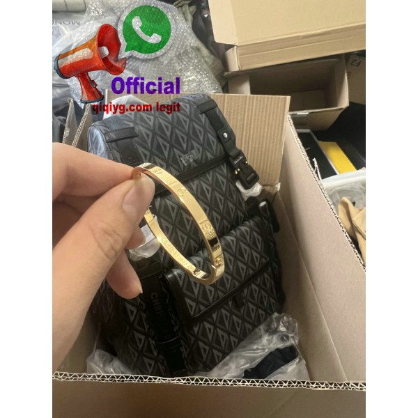 qiqiyg.com  Whatsapp:+8619859551206 Fornecedor legítimo da China para vestuário e acessórios por grosso QIQI340