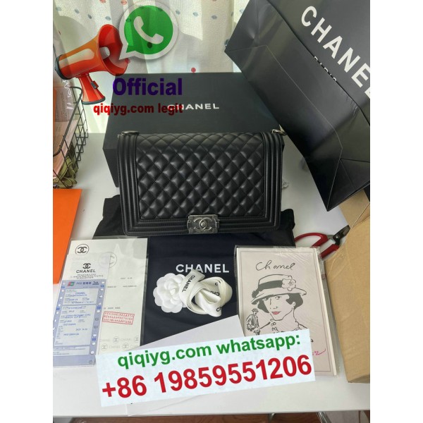 qiqiyg.com  Whatsapp:+8619859551206 Fornecedor legítimo da China para vestuário e acessórios por grosso QIQI376