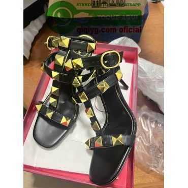 qiqiyg.com  Whatsapp:+8619859551206 Fornecedor legítimo da China para vestuário e acessórios por grosso QIQI395