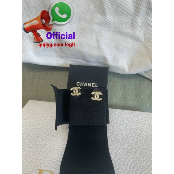 qiqiyg.com  Whatsapp:+8619859551206 Fornecedor legítimo da China para vestuário e acessórios por grosso QIQI432